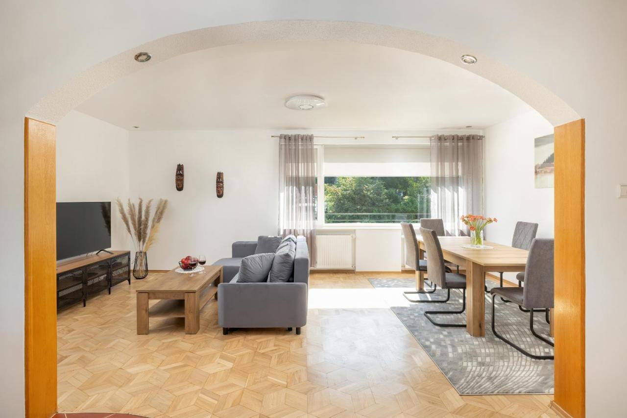 Bright & Spacious Family Apartment In Miedzyzdroje With Parking And 3 Balconies By Noclegi Renters Luaran gambar