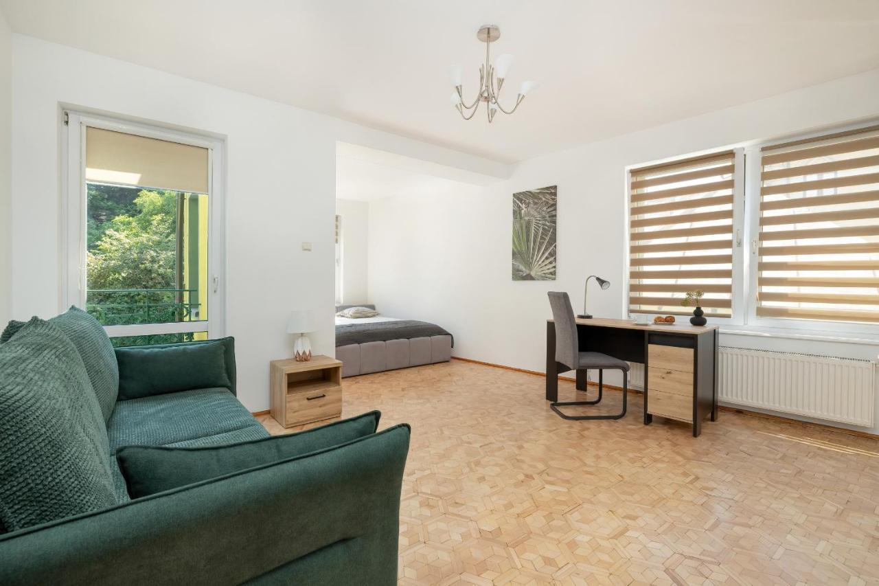 Bright & Spacious Family Apartment In Miedzyzdroje With Parking And 3 Balconies By Noclegi Renters Luaran gambar
