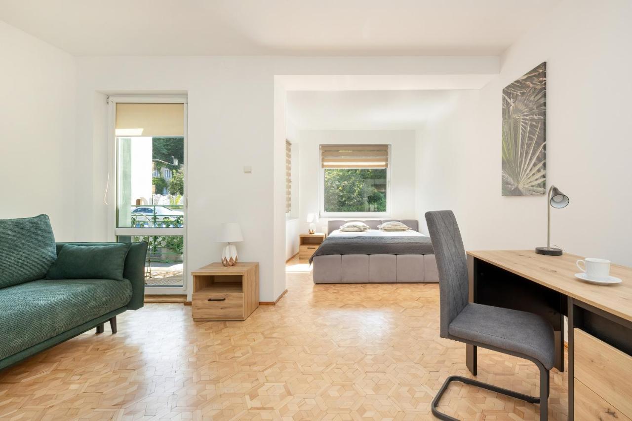 Bright & Spacious Family Apartment In Miedzyzdroje With Parking And 3 Balconies By Noclegi Renters Luaran gambar