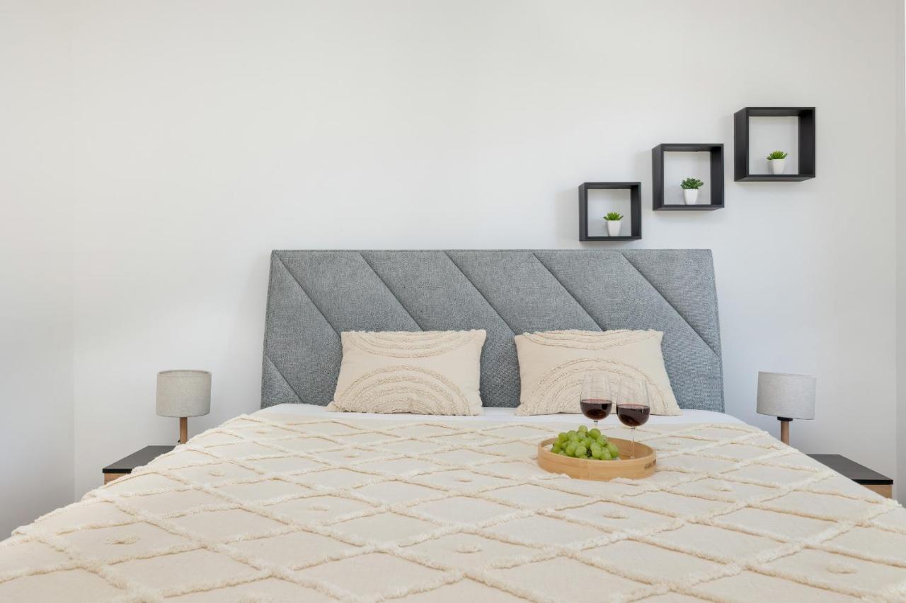 Bright & Spacious Family Apartment In Miedzyzdroje With Parking And 3 Balconies By Noclegi Renters Luaran gambar